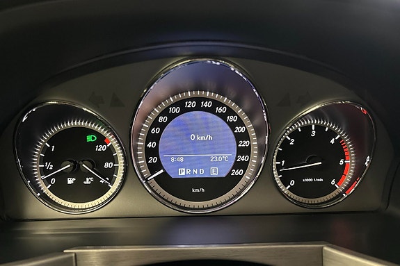 Mercedes-Benz GLK220 13 of 21