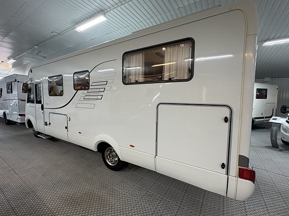 Hymer B 690 STARLINE 2 of 16