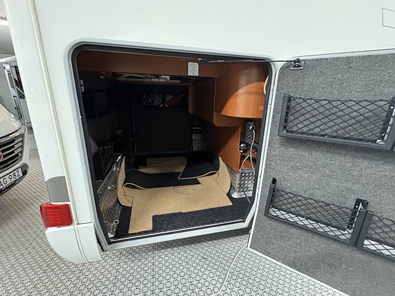 Hymer B 690 STARLINE 16 of 16