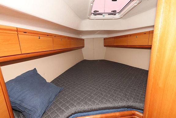 Bavaria 38 Cruiser 4 of 24