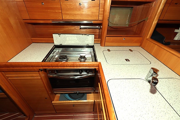 Bavaria 38 Cruiser 13 of 24