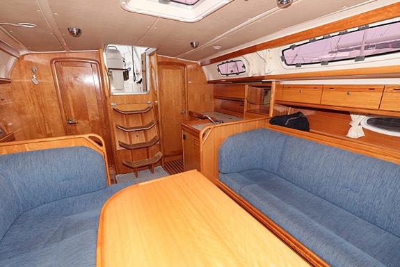 Bavaria 38 Cruiser 9 of 24