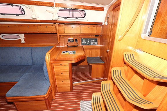 Bavaria 38 Cruiser 11 of 24