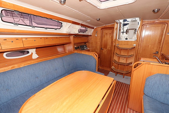 Bavaria 38 Cruiser 10 of 24