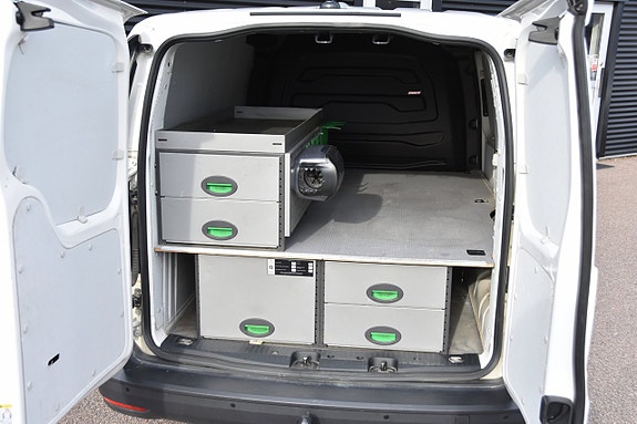 Volkswagen Caddy Maxi 7 of 17