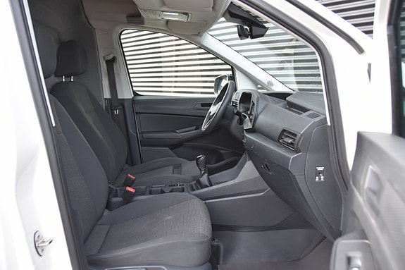 Volkswagen Caddy Maxi 13 of 17