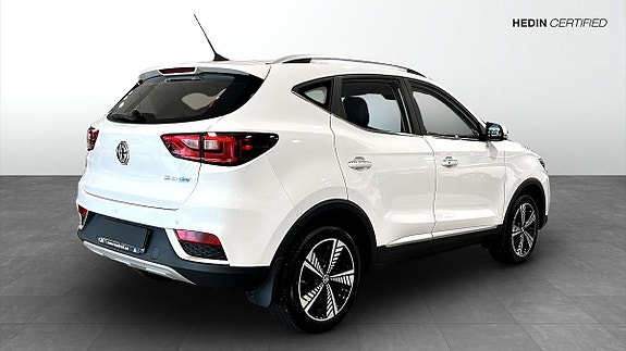 MG ZS EV 2 of 13
