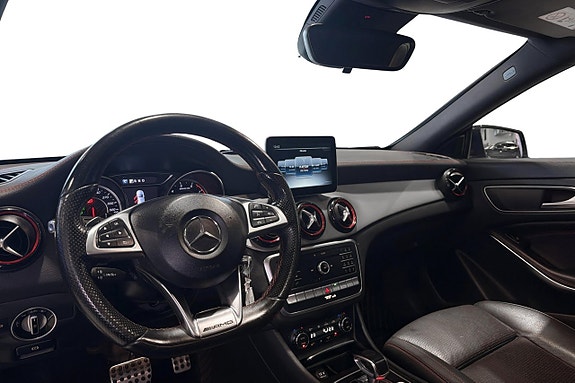 Mercedes-Benz CLA45 8 of 14