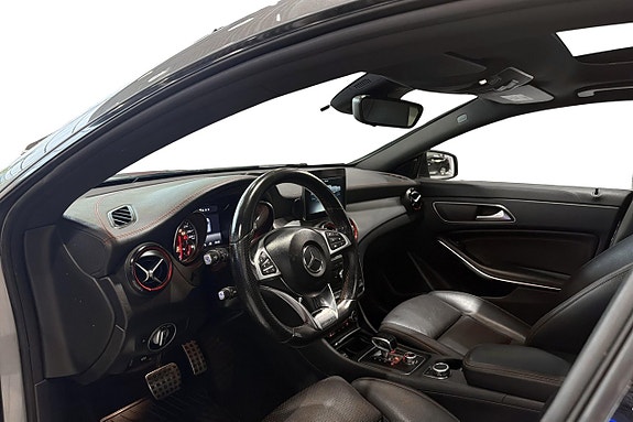 Mercedes-Benz CLA45 6 of 14
