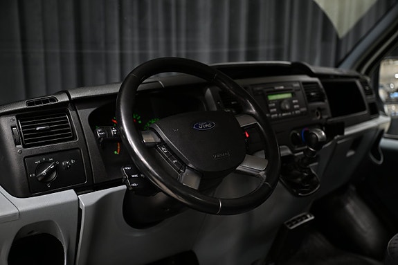 Ford Transit 15 of 25