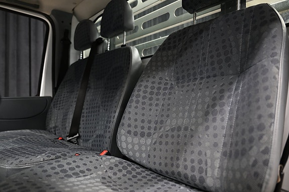 Ford Transit 16 of 25