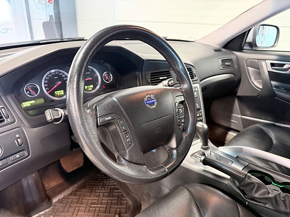 Volvo XC70 9 of 14