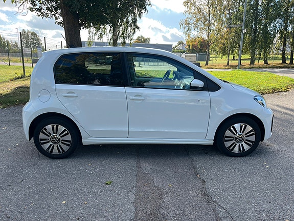Volkswagen e-Up! 3 of 6