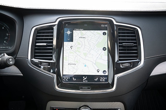 Volvo XC90 25 of 30