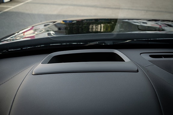 Volvo XC90 27 of 30