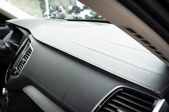 Volvo XC90 17 of 30
