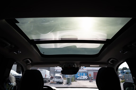 Volvo XC90 19 of 30