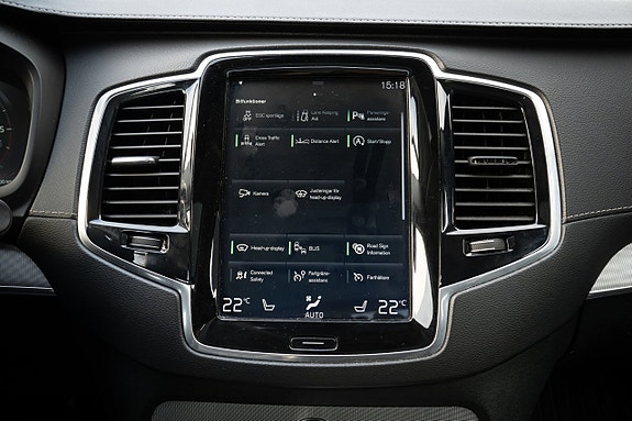 Volvo XC90 29 of 30