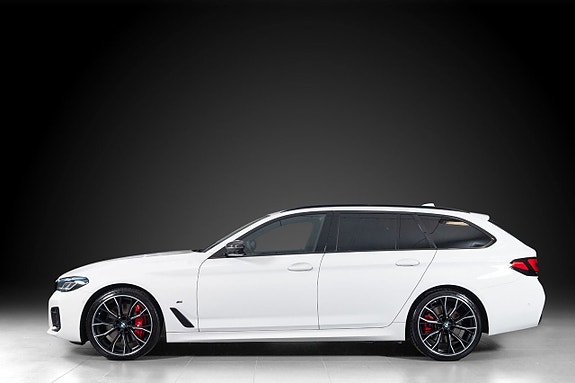 BMW 540i 2 of 4