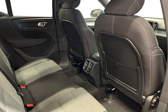 Volvo XC40 24 of 29