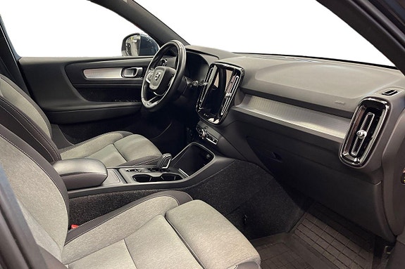 Volvo XC40 22 of 29
