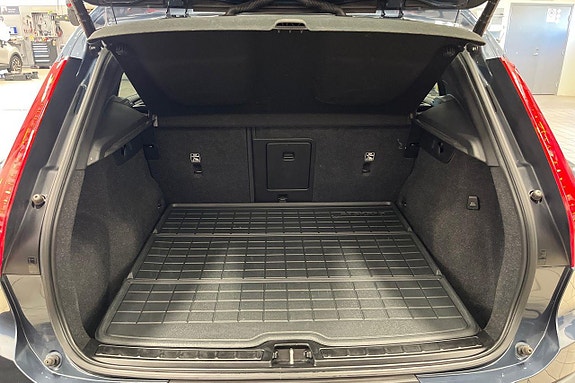 Volvo XC40 25 of 29