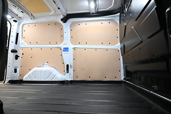 Ford Transit Custom 9 of 28
