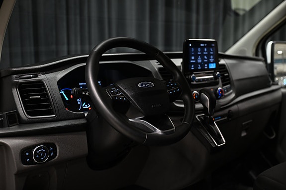 Ford Transit Custom 15 of 28