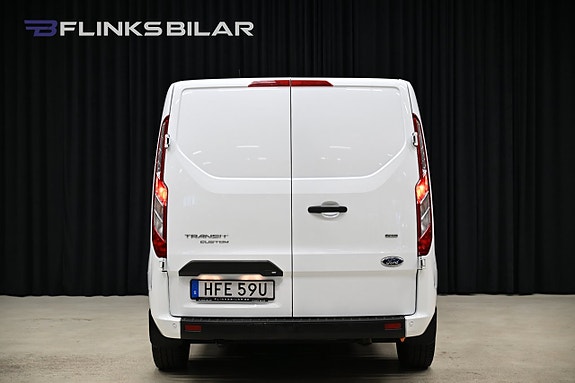 Ford Transit Custom 10 of 28