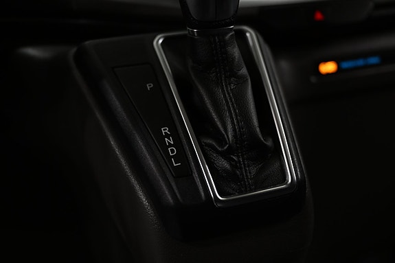 Ford Transit Custom 23 of 28