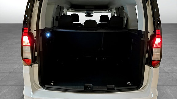 Volkswagen Caddy 12 of 12