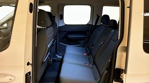 Volkswagen Caddy 11 of 12
