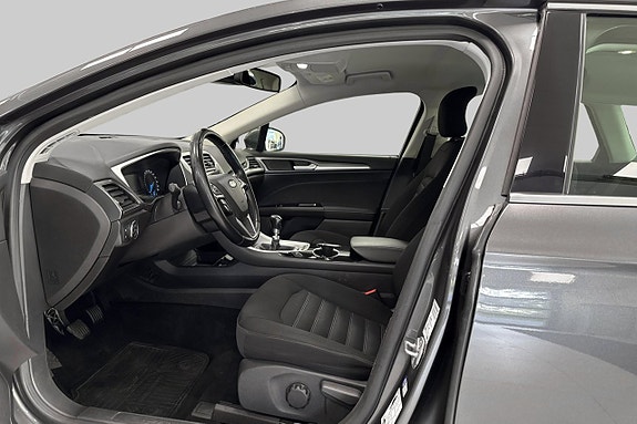 Ford Mondeo 9 of 18