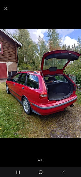 Volvo V40 7 of 9