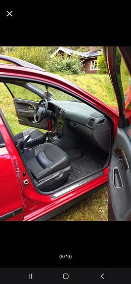 Volvo V40 5 of 9