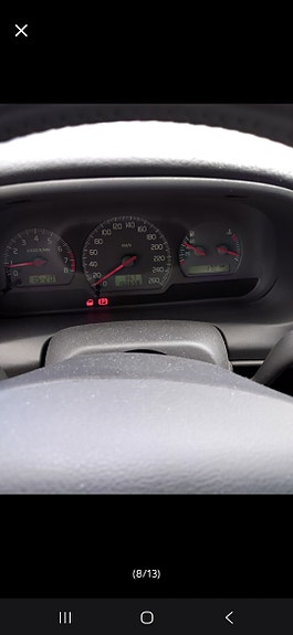 Volvo V40 8 of 9