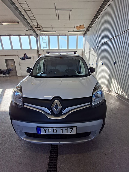 Renault Kangoo Express Maxi 3 of 9