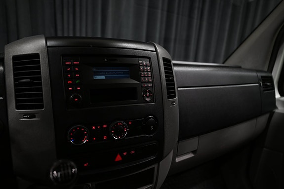 Volkswagen Crafter 21 of 25