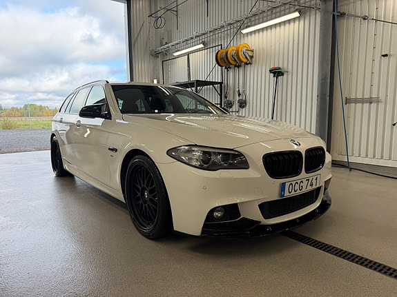 BMW 520d 2 of 6