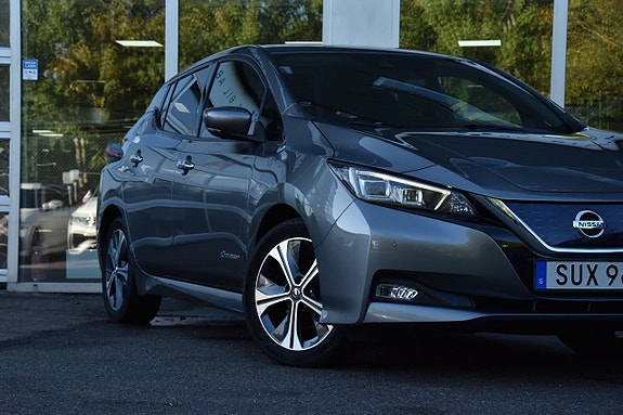 Nissan Leaf 5 of 23