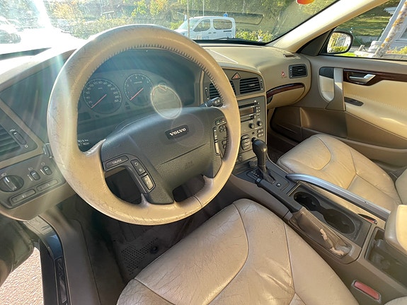 Volvo XC70 7 of 7