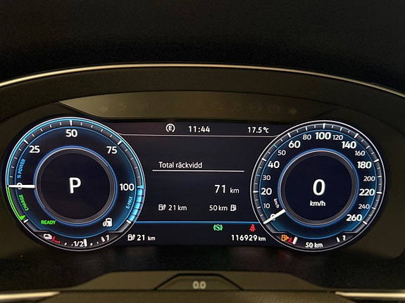 Volkswagen Passat 19 of 19