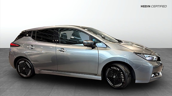Nissan Leaf 6 of 12