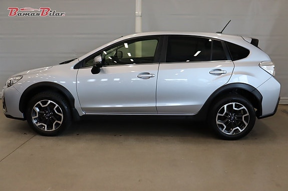 Subaru XV 2 of 18