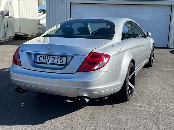 Mercedes-Benz CL500 4 of 9