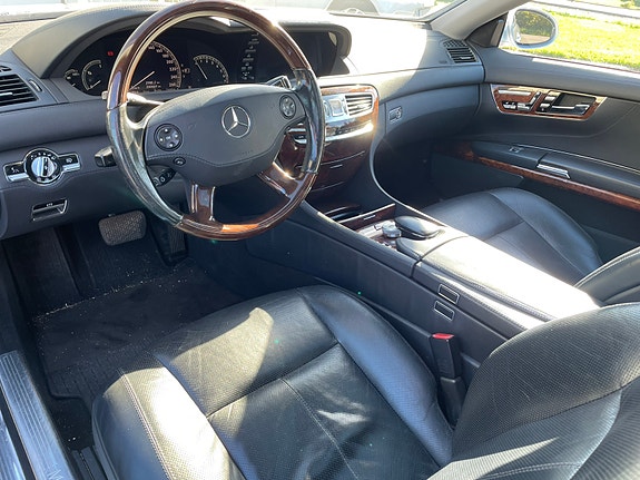 Mercedes-Benz CL500 8 of 9