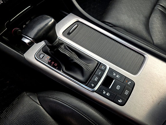 Kia Optima 13 of 17