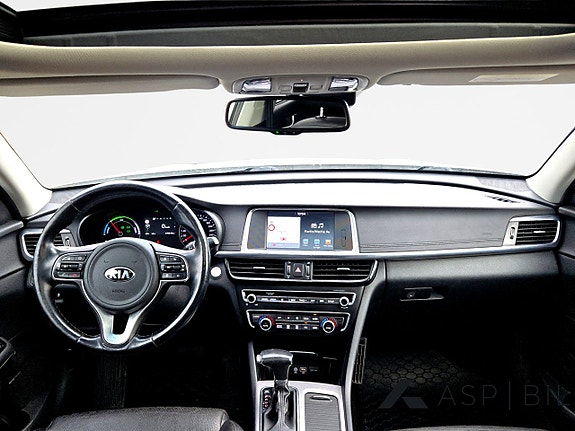 Kia Optima 12 of 17