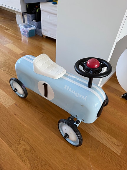 Product image 1 of 4