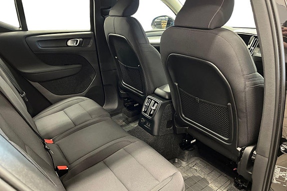 Volvo XC40 24 of 26